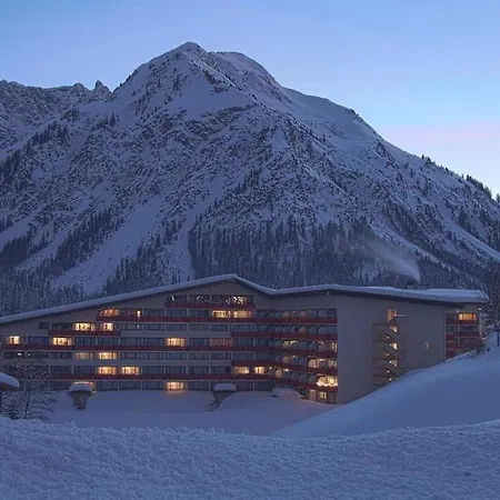 Spacious Corner In Kleinwalsertal 아파트호텔 미텔베르그