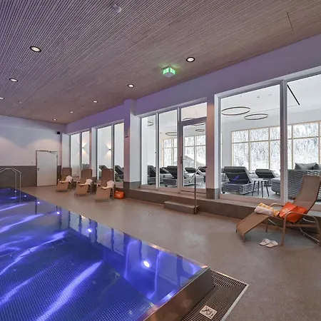 Geraeumiges Familienapartment Mit Pool & Bergblick 4* Mittelberg